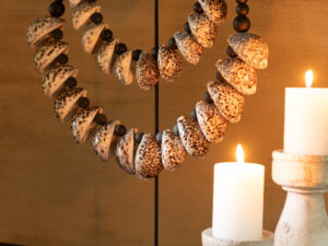 Schelp deco op voet J-Line